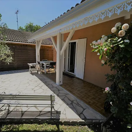 Holiday home Maisonnette Botticelli - Ares