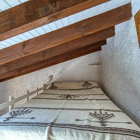 Maisonnette Botticelli - *