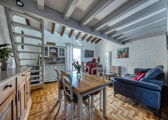 Maisonnette Botticelli - *